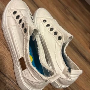 Blowfish slip on sneakers